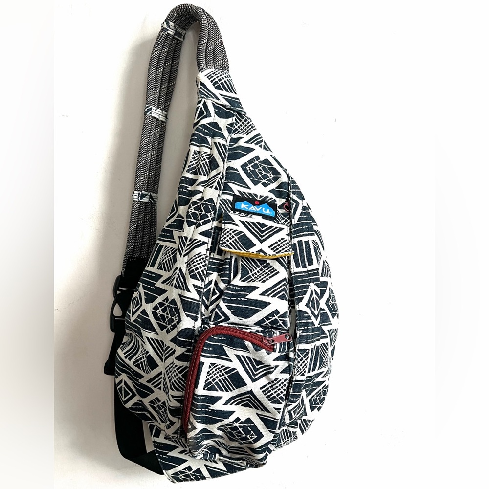 Kavu Geometric Black and White Sling Backpack